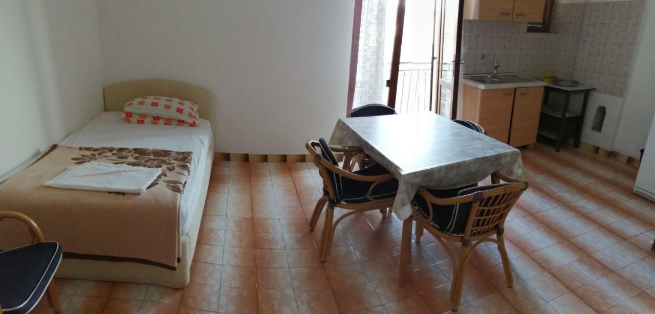 Apartmani Marin سيلين المظهر الخارجي الصورة